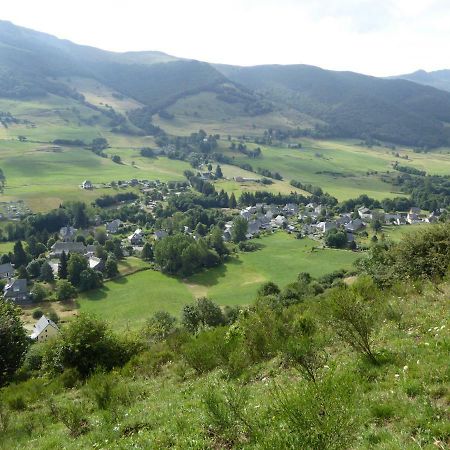 Vila Chez Tilou Le Claux Exteriér fotografie